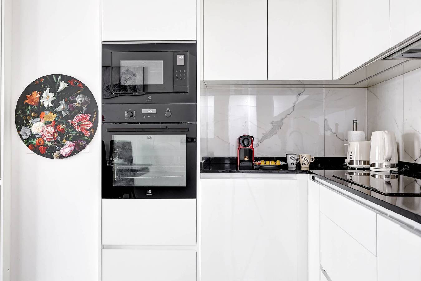 Apartamento entero, Lumiere aux buttes chaumont in París, Isla de Francia