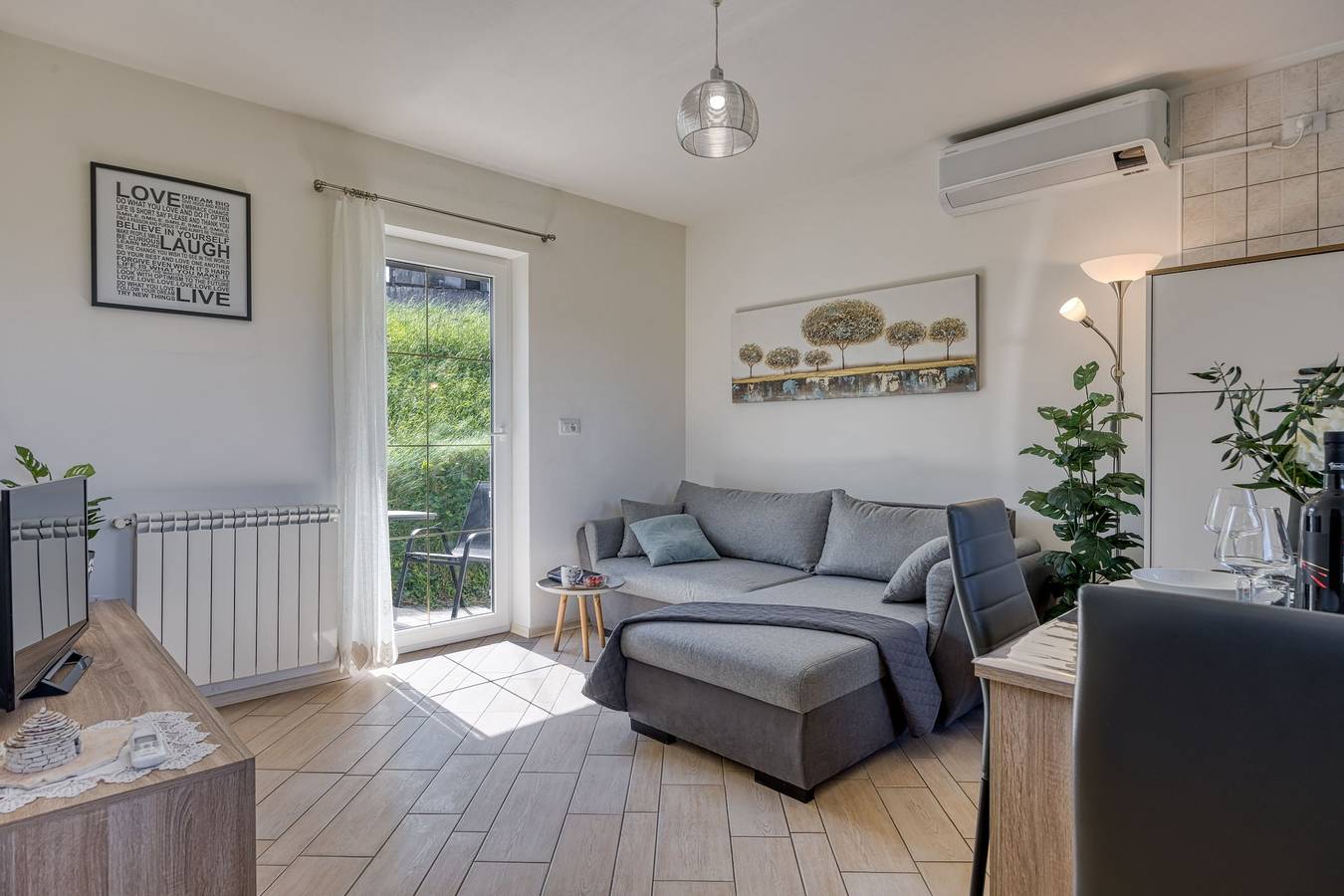 Ganze Wohnung, Neda Apartment In Krasno Among Vineyards in Brda, Slowenien