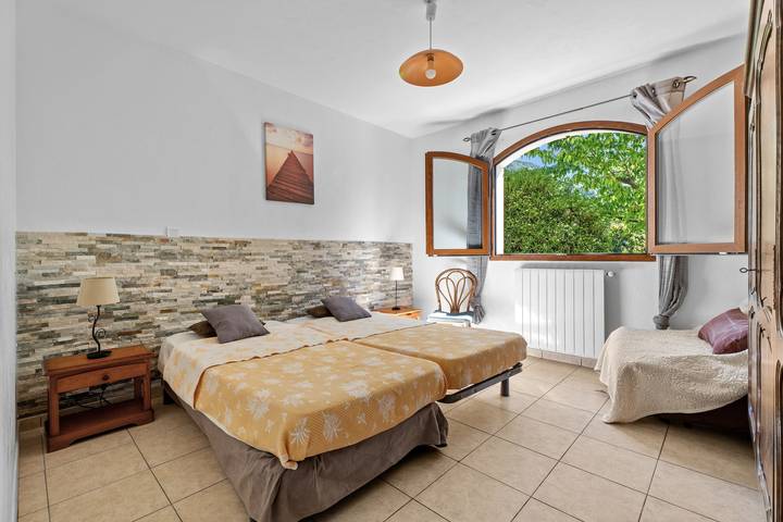 Gîte pour 8 personnes, avec jardin et terrasse, animaux acceptés à Le Bar-sur-Loup - 4