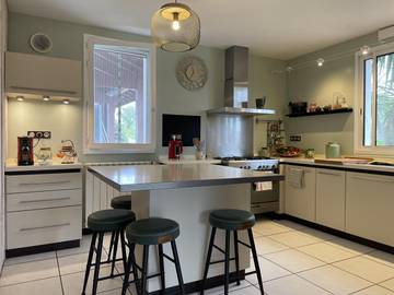 Gîte pour 10 Personnes dans Luxe-Sumberraute, Région de Bayonne, Photo 4