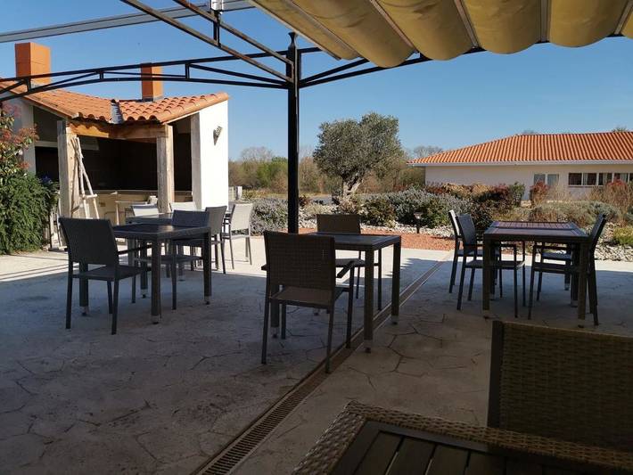 Hôtel pour 2 personnes, avec jardin, animaux acceptés à Thuir - 2