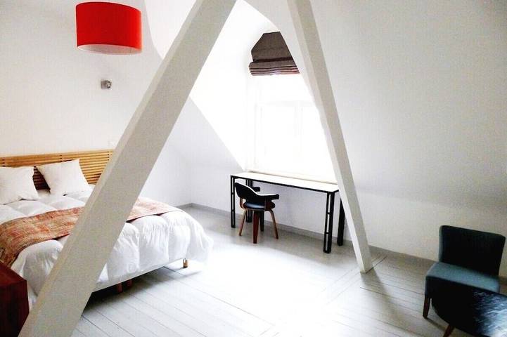 Vacation rental for 10 people, with Balcony and Yard in Lille