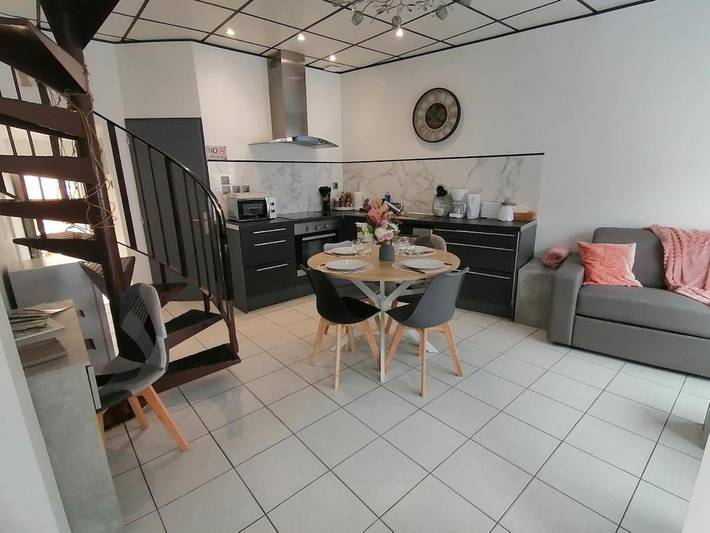 Location de vacances pour 4 personnes, avec jardin ainsi que terrasse et vue à Auxi-le-Château