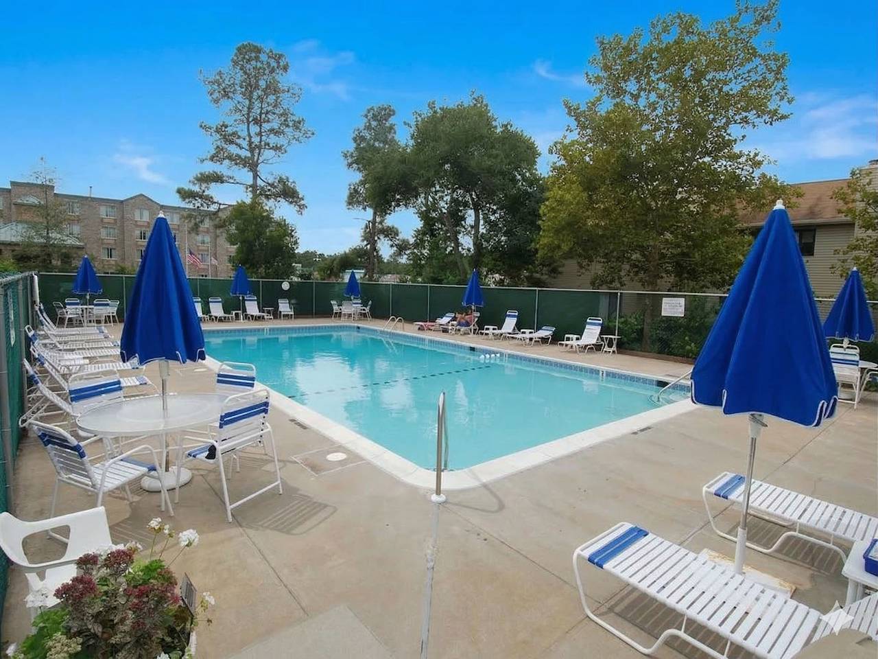 Ganze Wohnung, 39801 Sourwoods Dr, Unit 16 in Sea Colony, Middlesex Beach