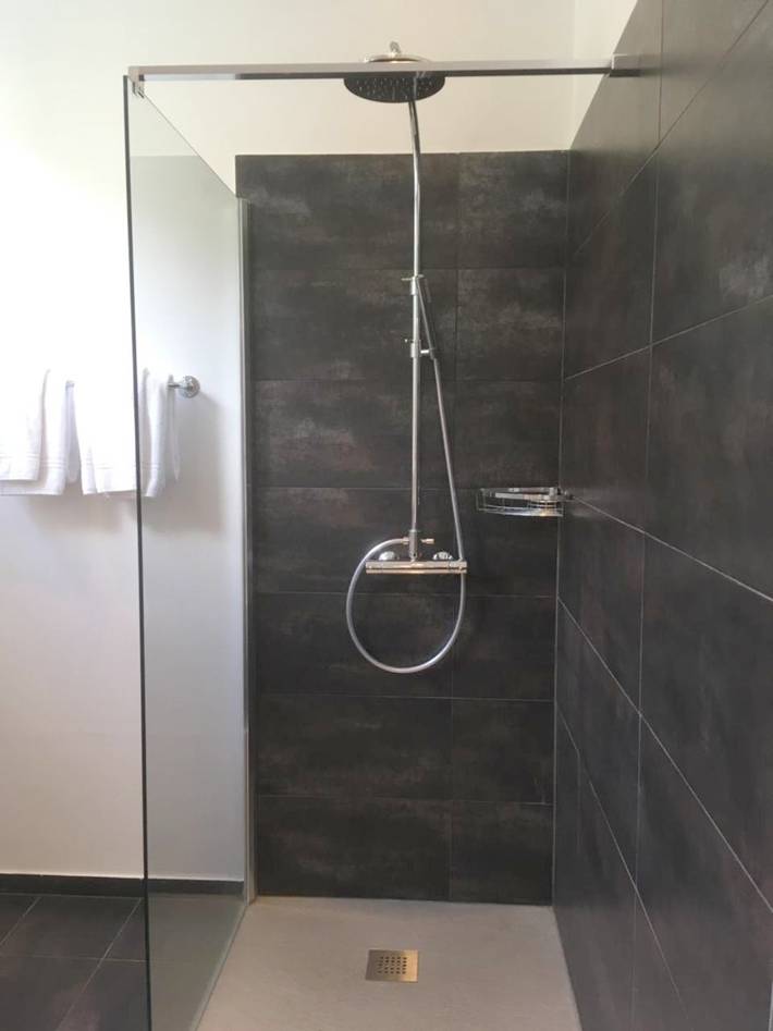 Location de vacances pour 2 personnes, avec jardin et vue dans Brigerbad - 3