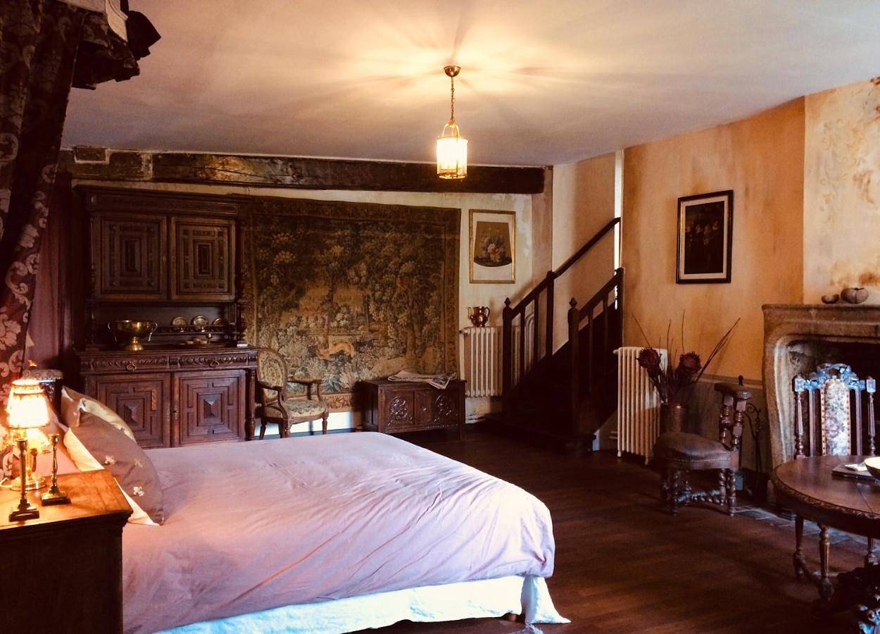 Deluxe Quadruple Room in Boussac, Région de Guéret