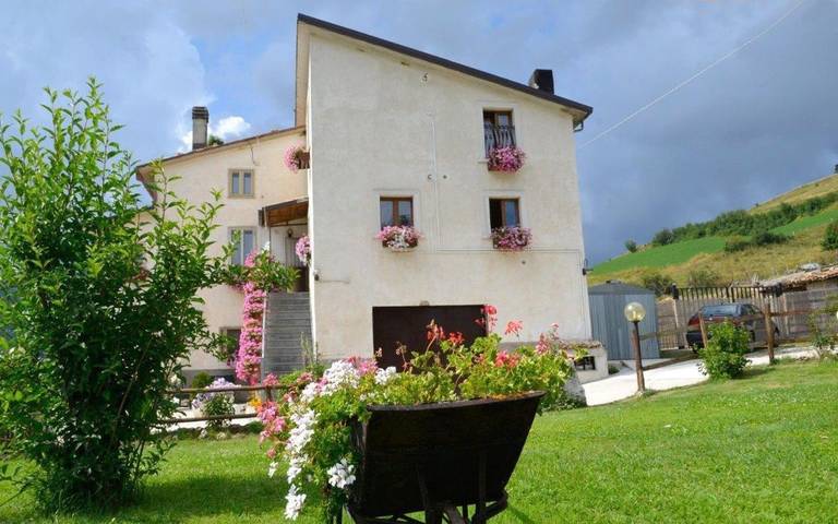 Appartamento per 4 persone, con Terrazza e Giardino nonché Panorama a Pescocostanzo