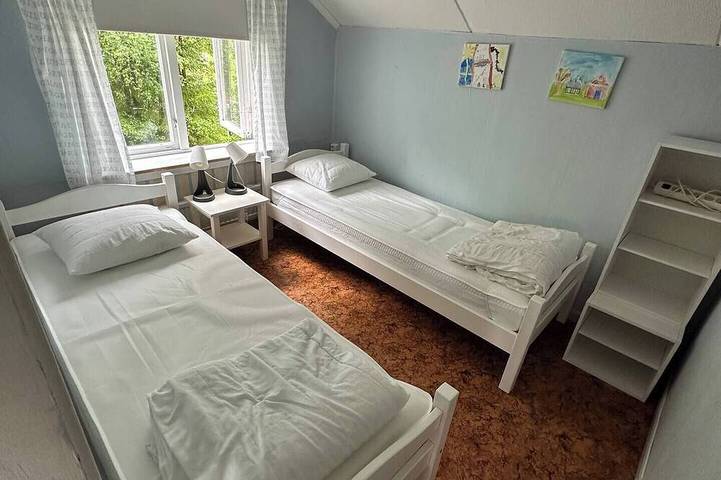 Apartment inkl Wifi / Waschmaschine / Canal Digital / Pool / Trampoline in Ekshärad, Värmland