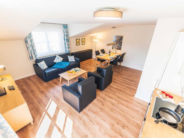Ganze Ferienwohnung, Haus Windrose 2-Ferienwohnungen im Herzen von Binz in Ostseebad Binz, Binz