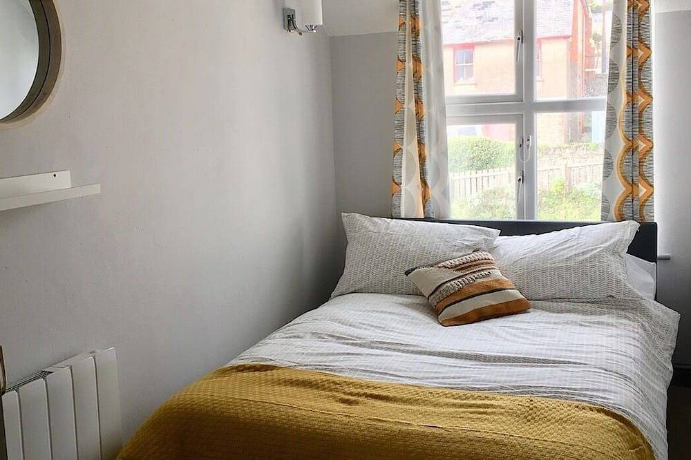 Entire apartment, Central Woolacombe Apartment with stylish decor and private parking in Woolacombe, Devon