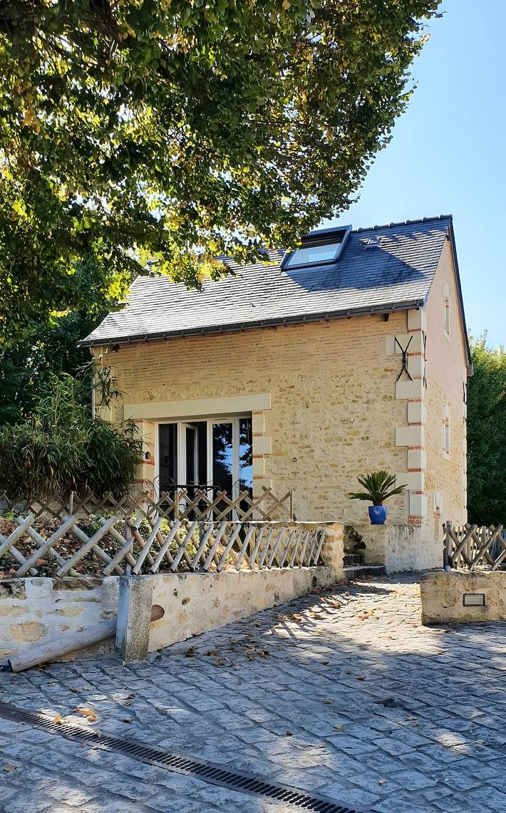 Chambre d’hôte pour 4 personnes, avec Jardin dans Maine-et-Loire - 2