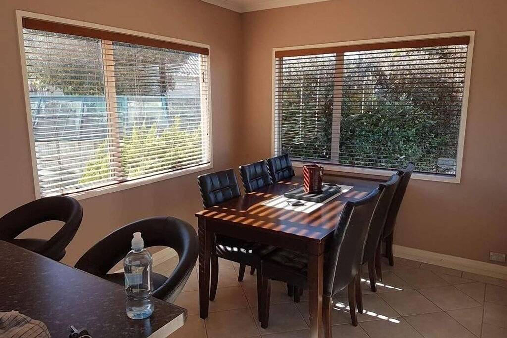 The Retreat Taupo, Kostenloses Wlan, Bettwäsche wird gestellt in Taupo, Taupo District