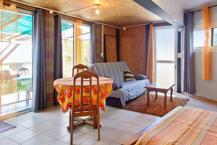 Gîte pour 2 personnes, avec terrasse à L'Étang-Salé - 4