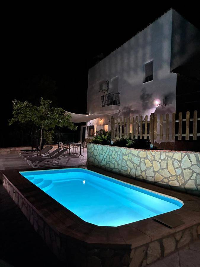 Chalet para 10 personas, con jardín además de jacuzzi y piscina en Provincia de Jaén - 2