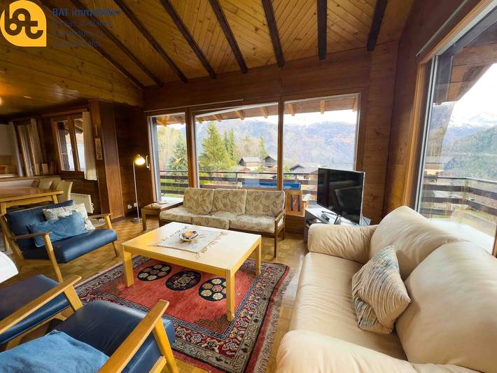 Casse Noisettes n° 39, großes Chalet auf dem Mont de Vercorin in Chalais (Schweiz), Walliser Alpen