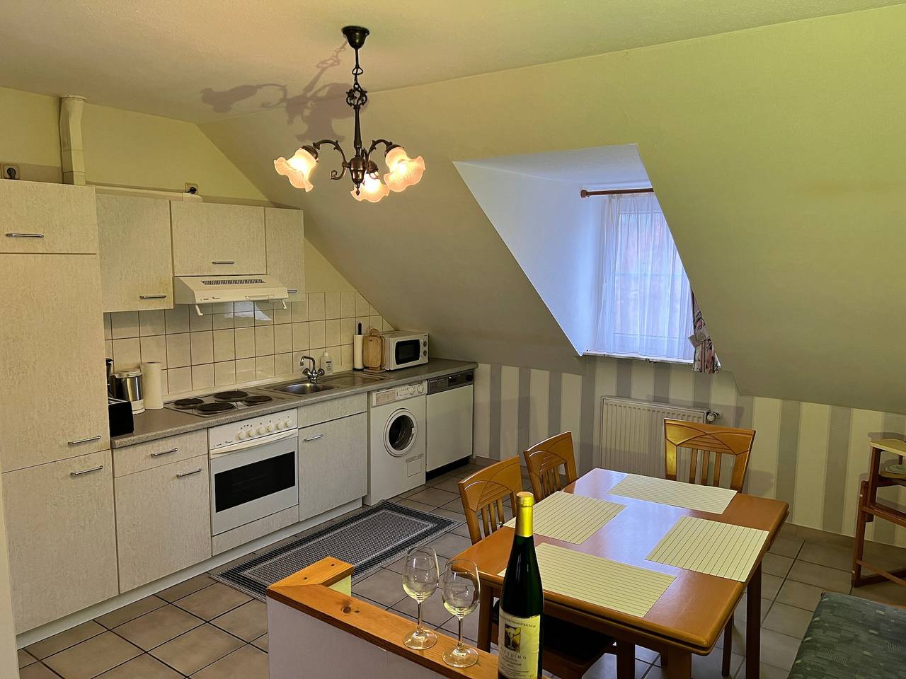 Ganze Wohnung, Apartment '4' mit Bergblick, Gemeinschaftsterrasse und Wlan in Wehlen (Rheinland-Pfalz), Bernkastel-Kues