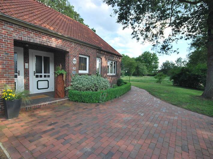 Ferienhaus für 4 Personen, mit Garten und Sauna sowie Whirlpool in Uplengen - 4