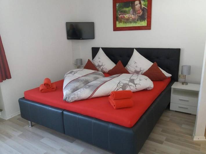 Ferienwohnung für 2 Personen, mit Garten und Terrasse in Heiterwang - 3