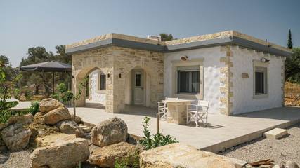 Ferienhaus für 2 Personen, mit Garten in Pitsidia