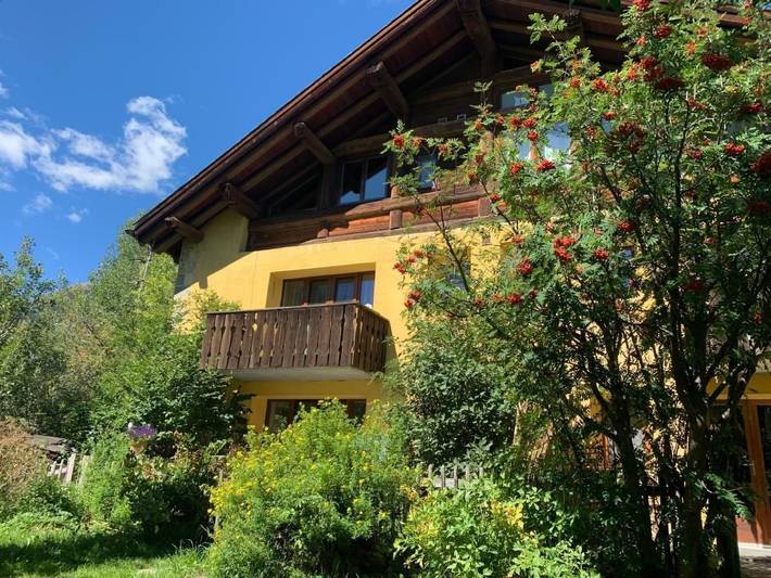 Ferienwohnung für 4 Personen, mit Garten in La Punt-Chamues-ch