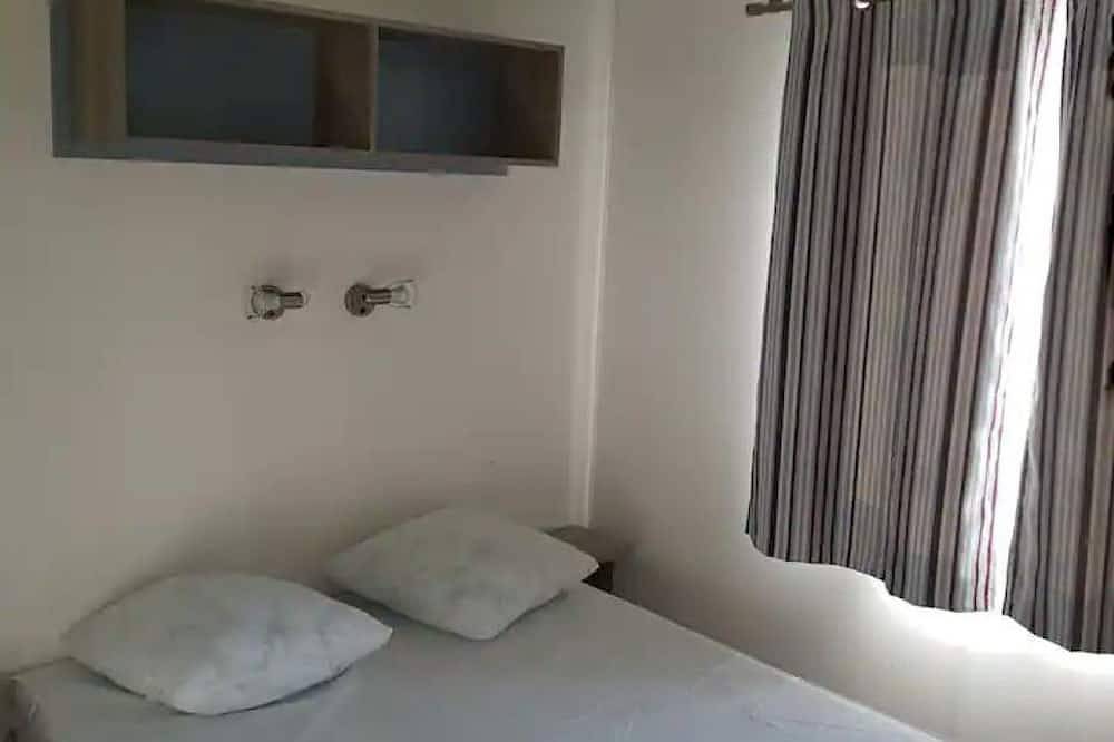 Mobil home 6 personnes au Camping De La Marine ( 4 étoiles) situé au Grau Du Roi in Le Grau-du-Roi, Côte d'Améthyste