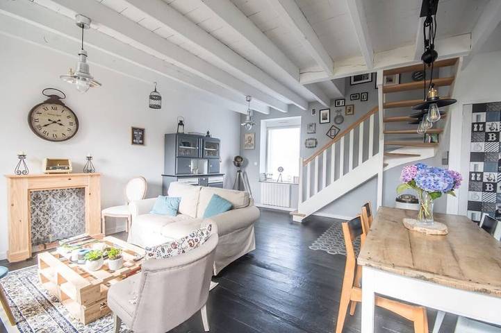 Location de vacances pour 4 personnes, avec jardin et balcon à Plémet