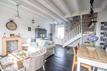 Gîte pour 4 personnes, avec balcon et jardin à Plémet