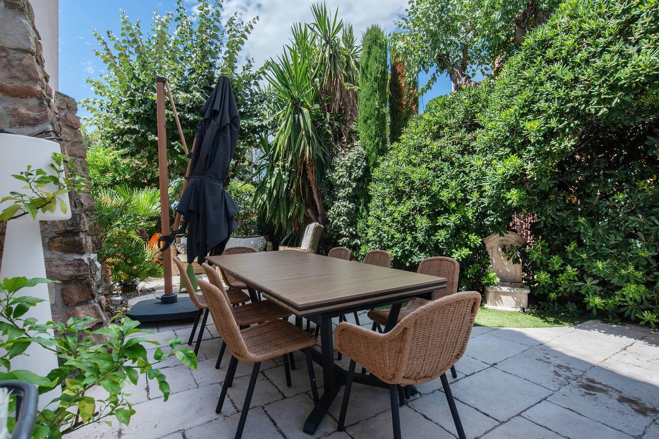 Large house with garden near the sea in Saint-Raphaël, Massif de l'Esterel