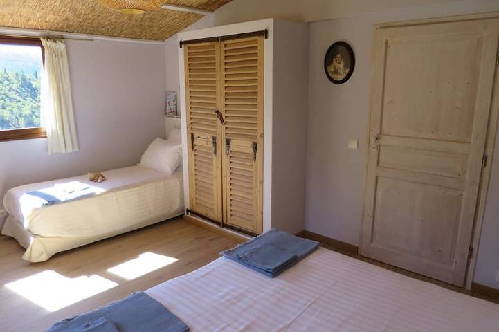 Location de vacances pour 5 personnes, avec jardin à L'Escarène - 4