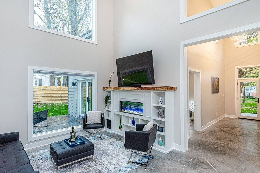 Ultramodern Net-Zero Briarwood Estate heart of Columbia Mo in Columbia (MO), Missouri