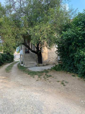 Gîte pour 4 personnes, avec terrasse, animaux acceptés à Le Muy