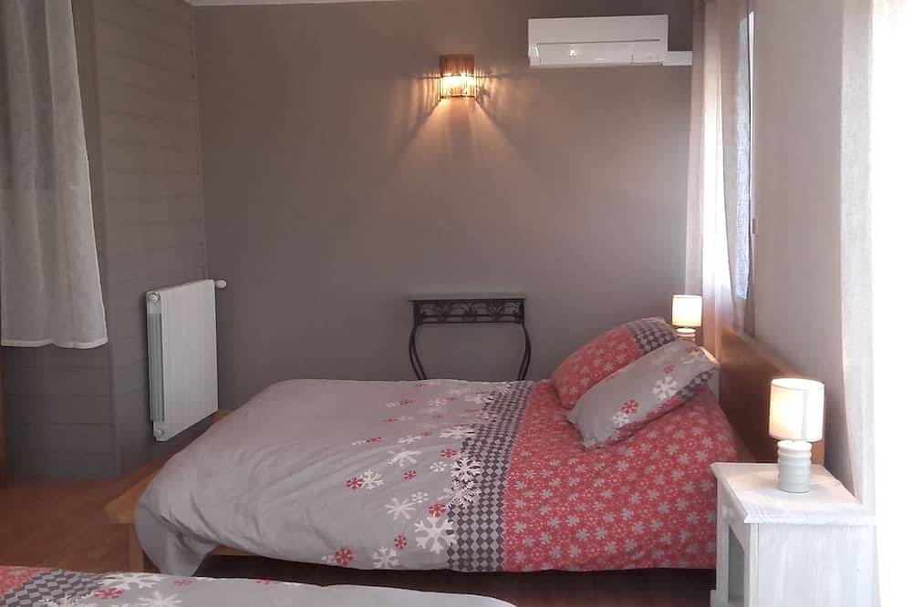 Casa 2- 6 personas en la granja, calma, comodidad in Lagorce, Ardèche