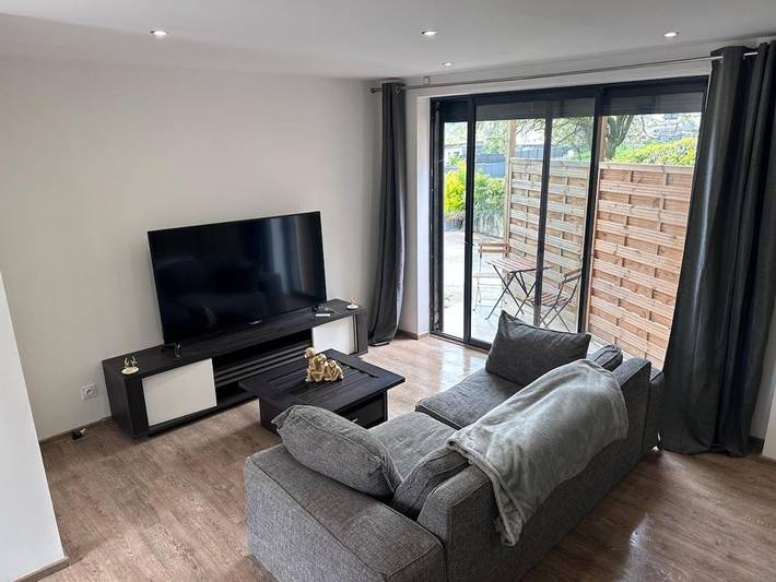 Gîte pour 4 personnes, avec Balcon et Terrasse ainsi que Jardin et Vue dans Sonnaz