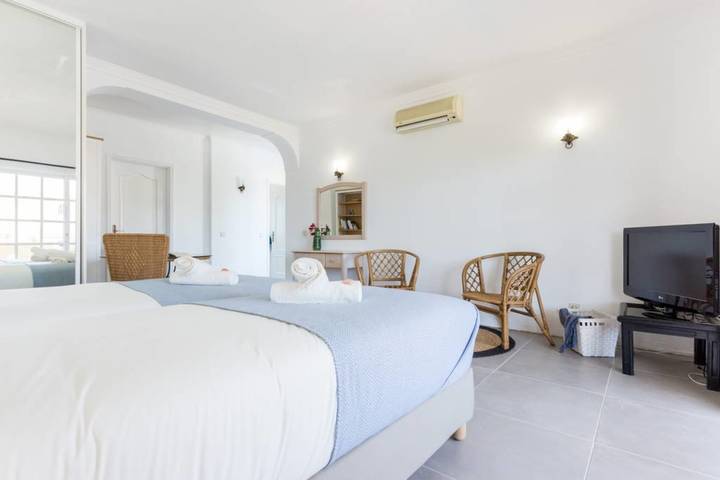 Ganzes Studio, Quinta da Liberdade: Studio 3 (mit Poolblick) in Luz, Faro Distrikt