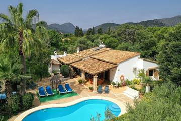Villa in Pollença Stadt, Pollença für 6 