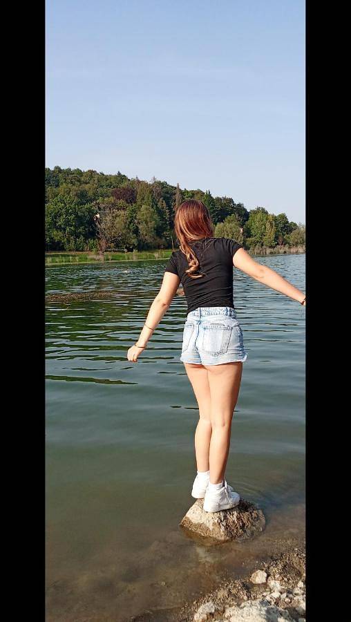 Location de vacances pour 4 personnes, avec vue sur le lac ainsi que piscine et jardin à Villegusien-le-Lac - 2