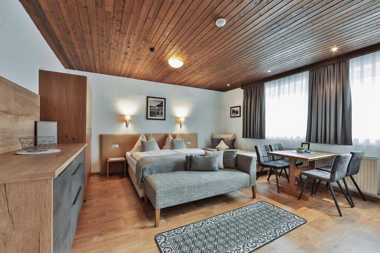 Geheel appartement, Chalet Sofie in Ischgl, Verwall 