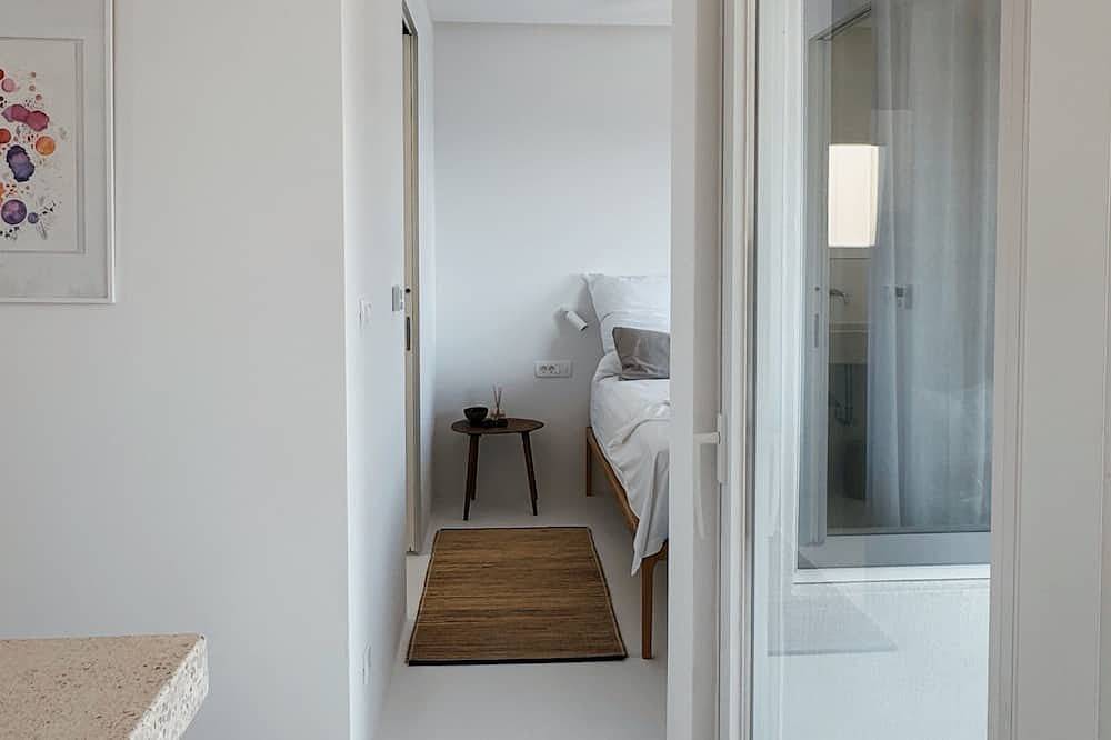 Ganze Wohnung, Melba Split - Island Šolta - All year sea view Boutique Studio 2.2 Castle View in Maslinica, Solta