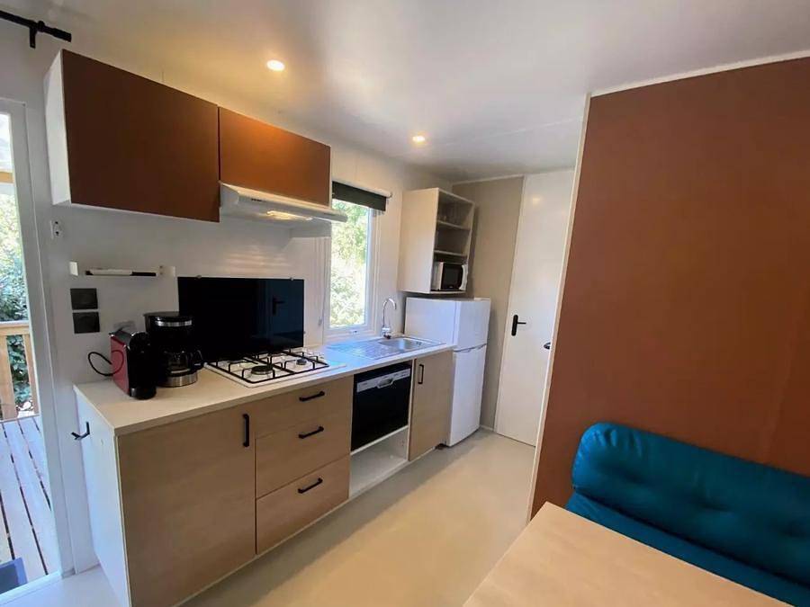 Camping Le Colomba - Mobilhome 4 personas - 3 Habitaciones 4 Personas Aire Acondicionado + Tv in Olmeto, Distrito de Sartène