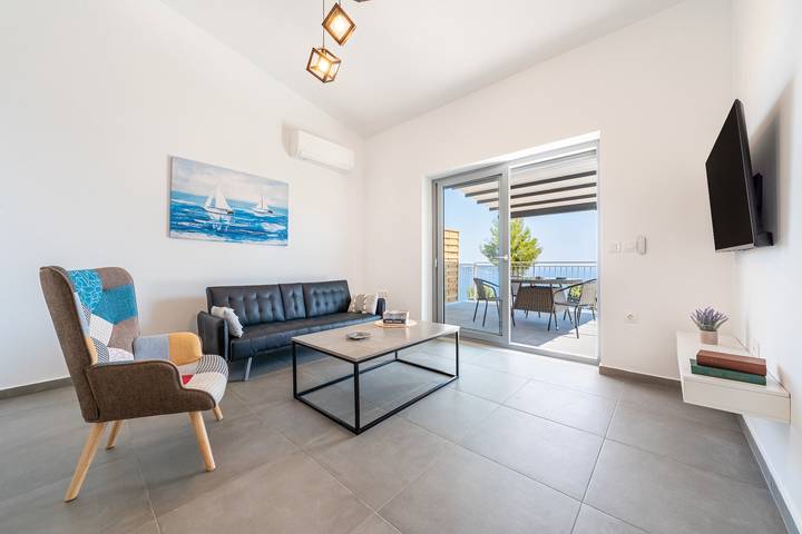 Villa for 3 people, with balcony in Greece