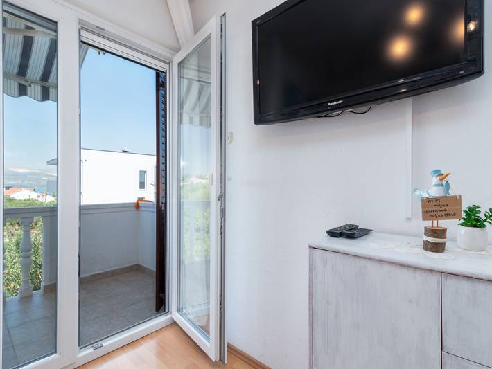 Ferienwohnung für 2 Personen, mit Terrasse auf Ciovo - 4