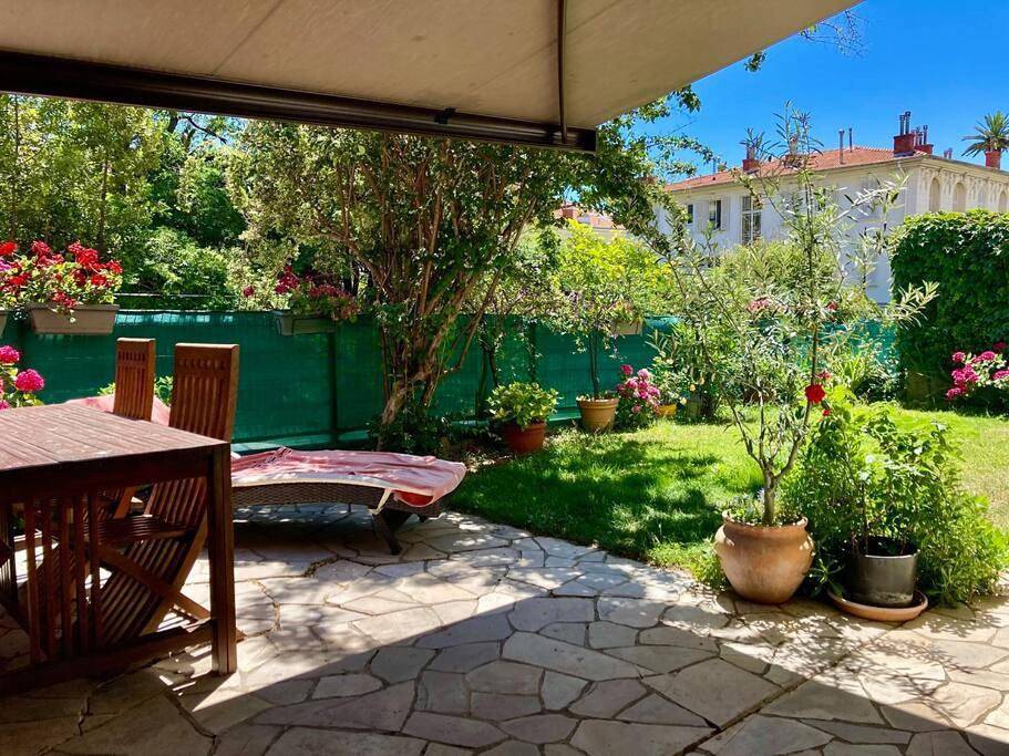 Two-Bedroom House in Nizza, Mittelmeerküste (Frankreich)