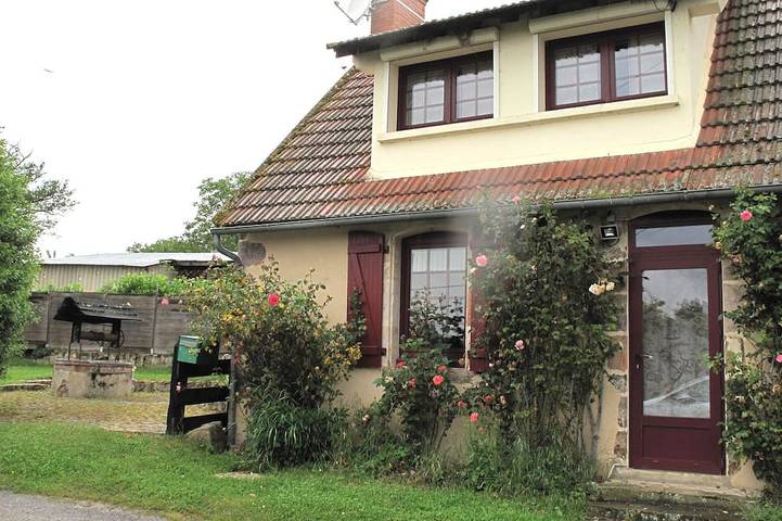 Location de vacances pour 4 personnes, avec Terrasse et Jardin à Hérisson