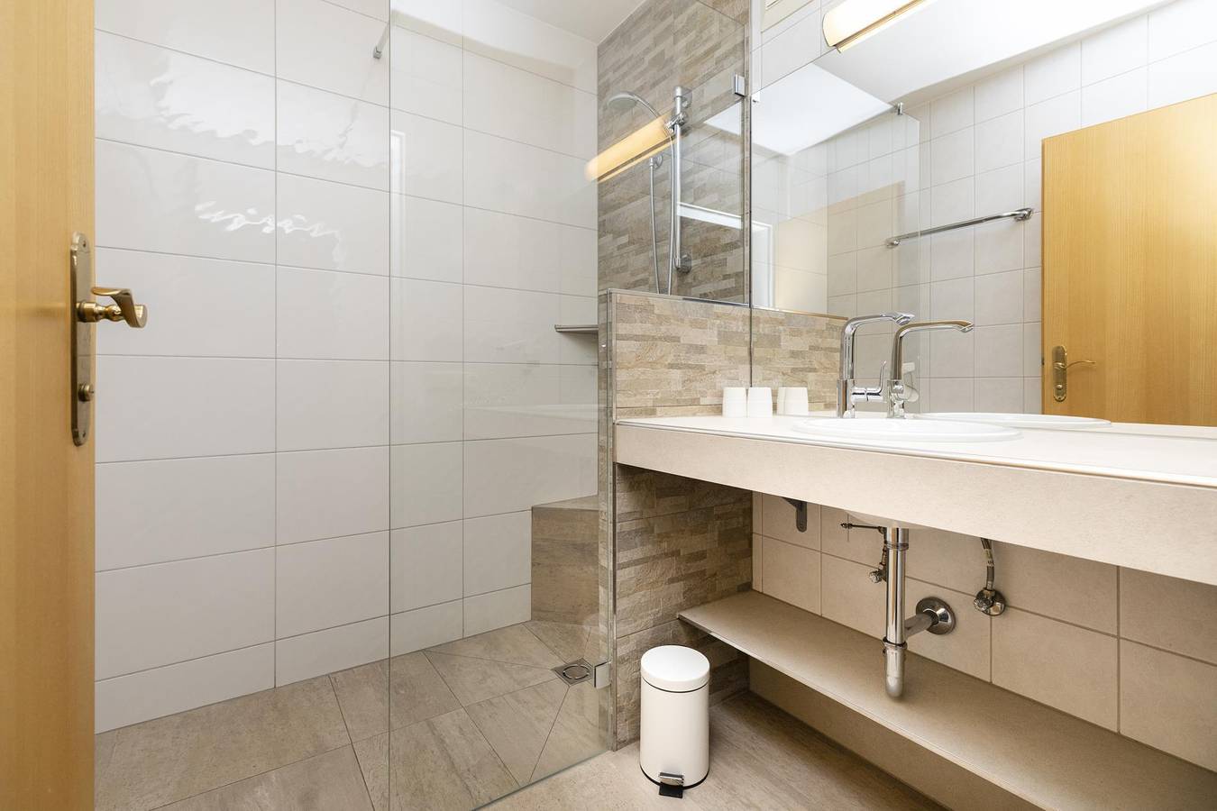 Mehrbettzimmer m. Dusche, Wc (2-4 Pers) in Flachau, Ski Amadé