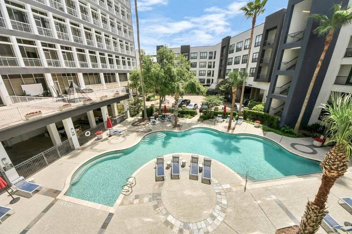 Apartamento de vacaciones para 4 personas, con terraza además de vistas y piscina - 1