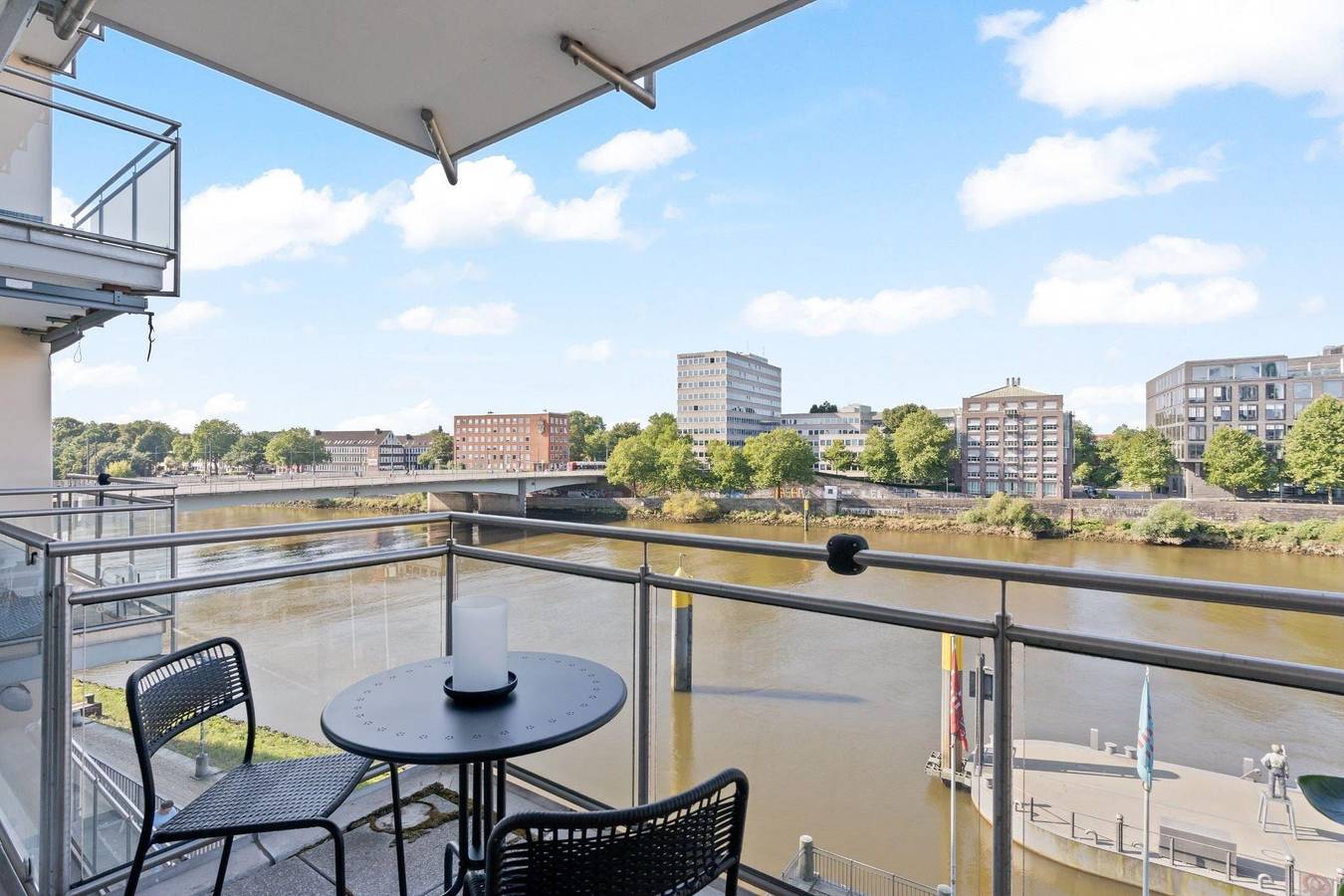 Apartamento vacacional entero, Exklusive Wohnung mit Weserblick und Tiefgarage in Mitte Bremen, Bremen