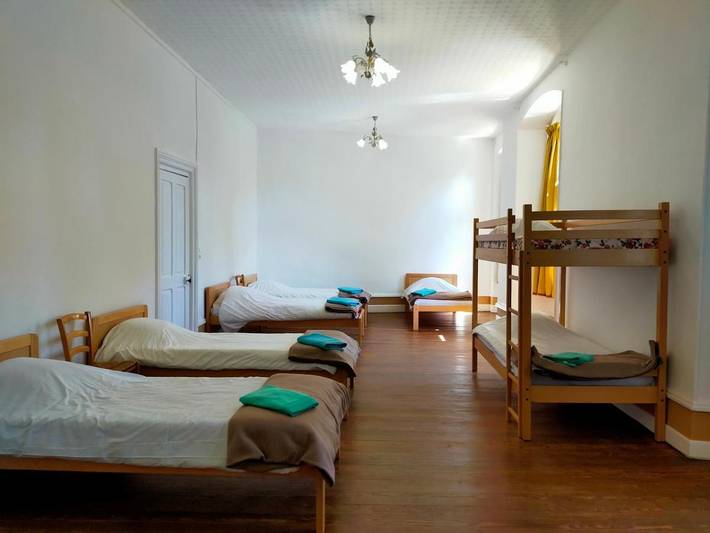 Location de vacances pour 11 personnes, avec jardin ainsi que sauna et vue à Saint-Geoire-en-Valdaine - 3