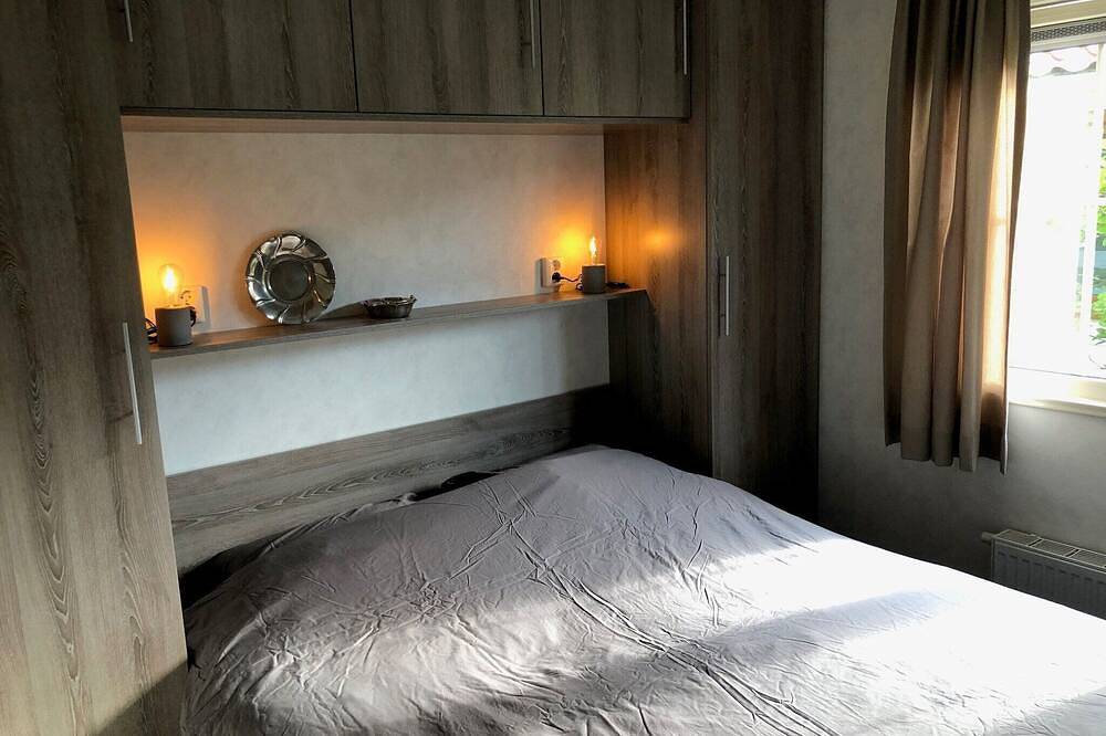 Chalet in Wiringherlant nahe der Küste in Wieringen, Ijsselmeer