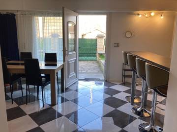 Gîte pour 6 personnes, avec terrasse à Moret-sur-Loing