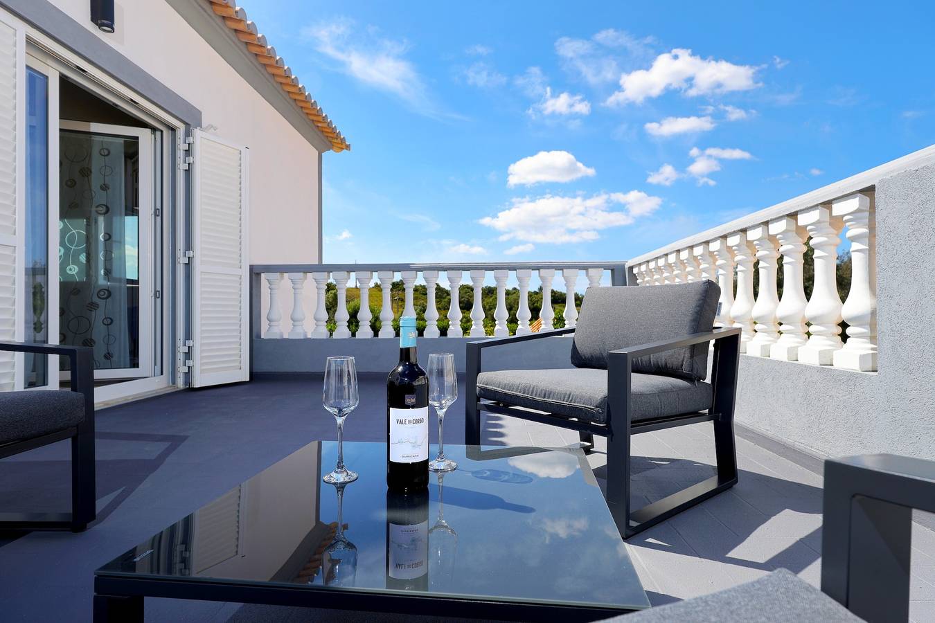 Casa Sun Zen – Villa mit 4 Schlafzimmern, Pool und Billardtisch in Mexilhoeira Grande, Faro Distrikt